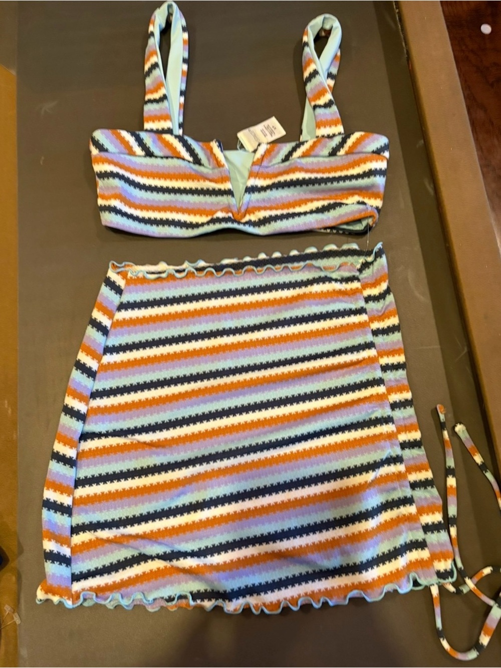L*SPACE SET Lee Lee Bikini Top & Minnie Mini Cinched Side Tie Skirt Size XS NWOT - Picture 9 of 10